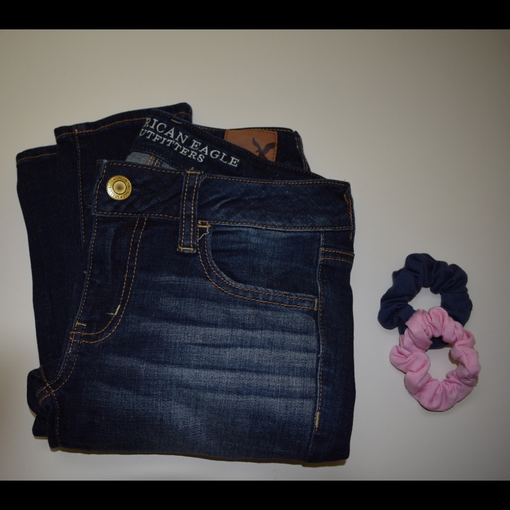 American Eagle Skinny Dark Wash Jegging!